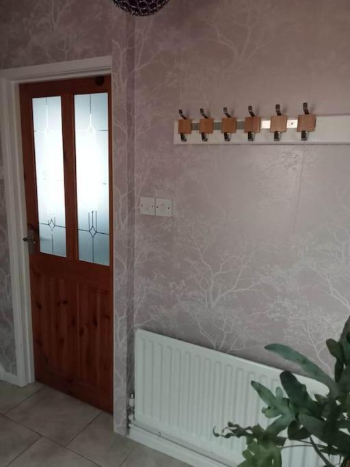 Villa House With Free Parking And Large Garden à Wyke Regis Extérieur photo