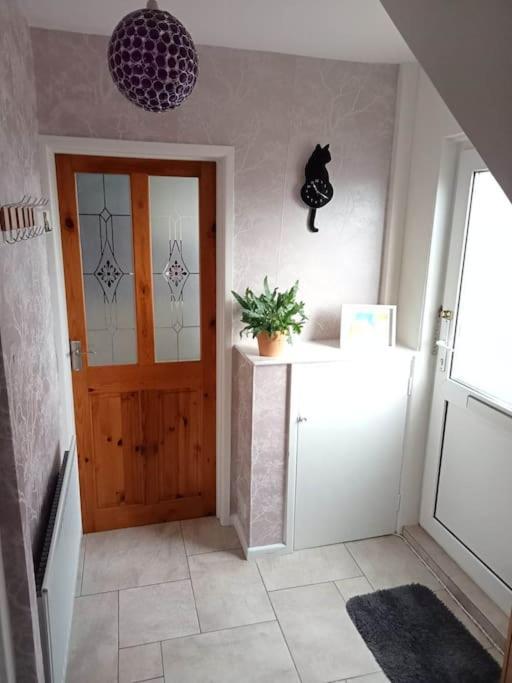 Villa House With Free Parking And Large Garden à Wyke Regis Extérieur photo