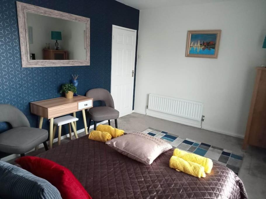 Villa House With Free Parking And Large Garden à Wyke Regis Extérieur photo