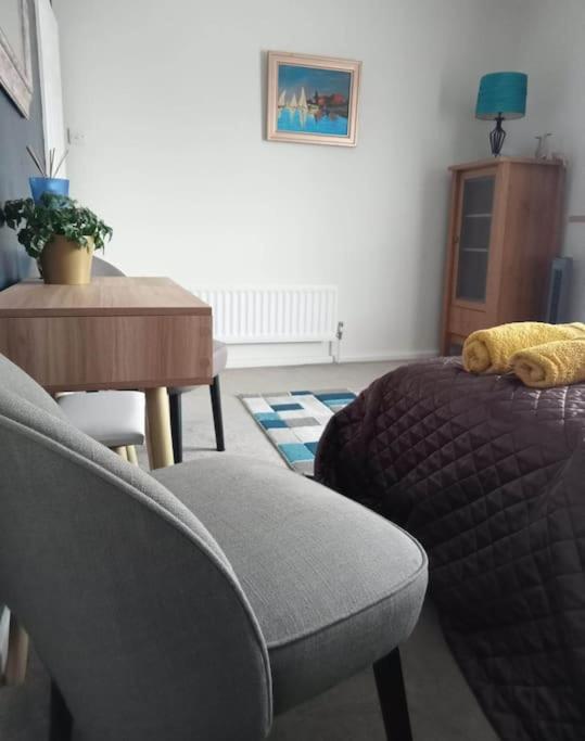 Villa House With Free Parking And Large Garden à Wyke Regis Extérieur photo